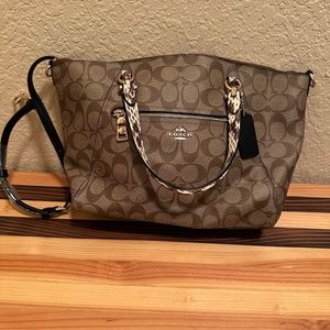 Coach purse